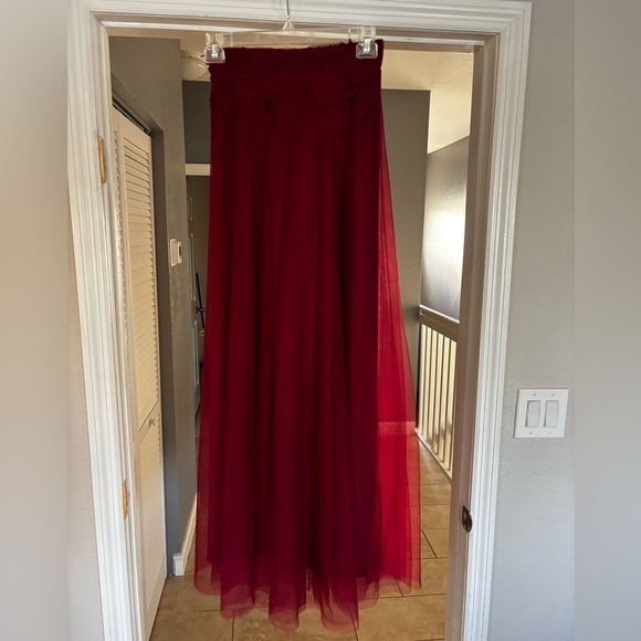 Maniju 2 Piece Women’s Prom Dress - Picture 2 of 3